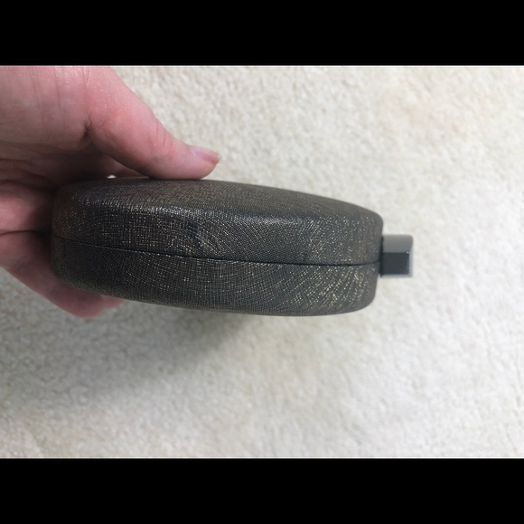 INC International Concepts Ellanna Clutch gold - Picture 8 of 8